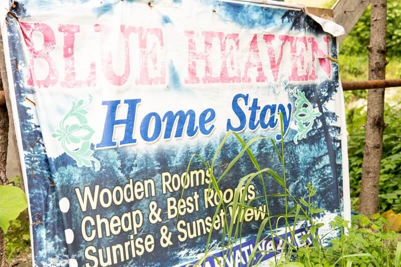 blue heaven homestay sign 