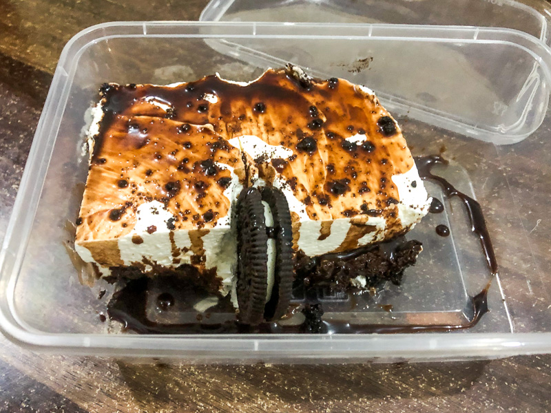 oreo cheesecake in plastic container at hotspot cafe in ahore